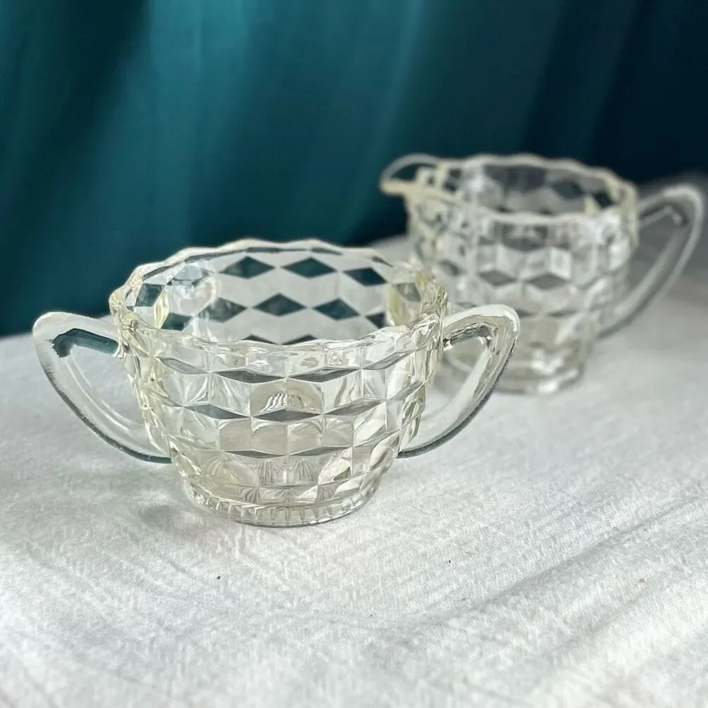 Vintage Jeanette Cube Clear Textured Sugar and Creamer Set - Picture 4 of 9